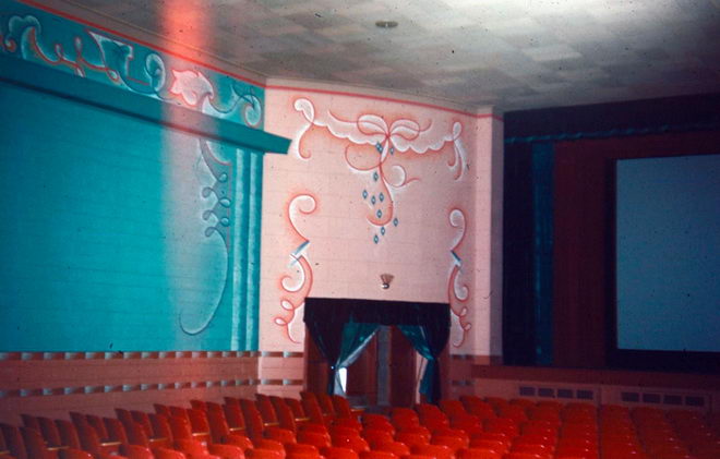 Rapids Theatre - From Al Johnson (newer photo)